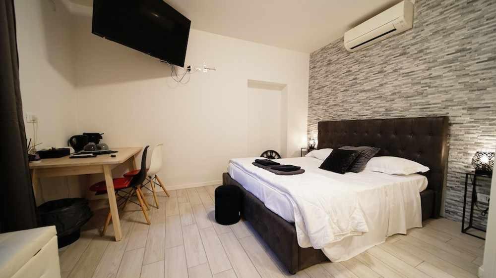 Langolo Di Laura Borgo Roma Destiny Home 3 维罗纳 客房 照片
